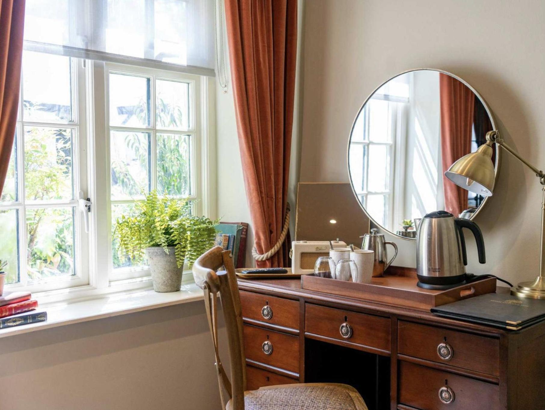 High Corner Inn Godshill  Eksteriør bilde